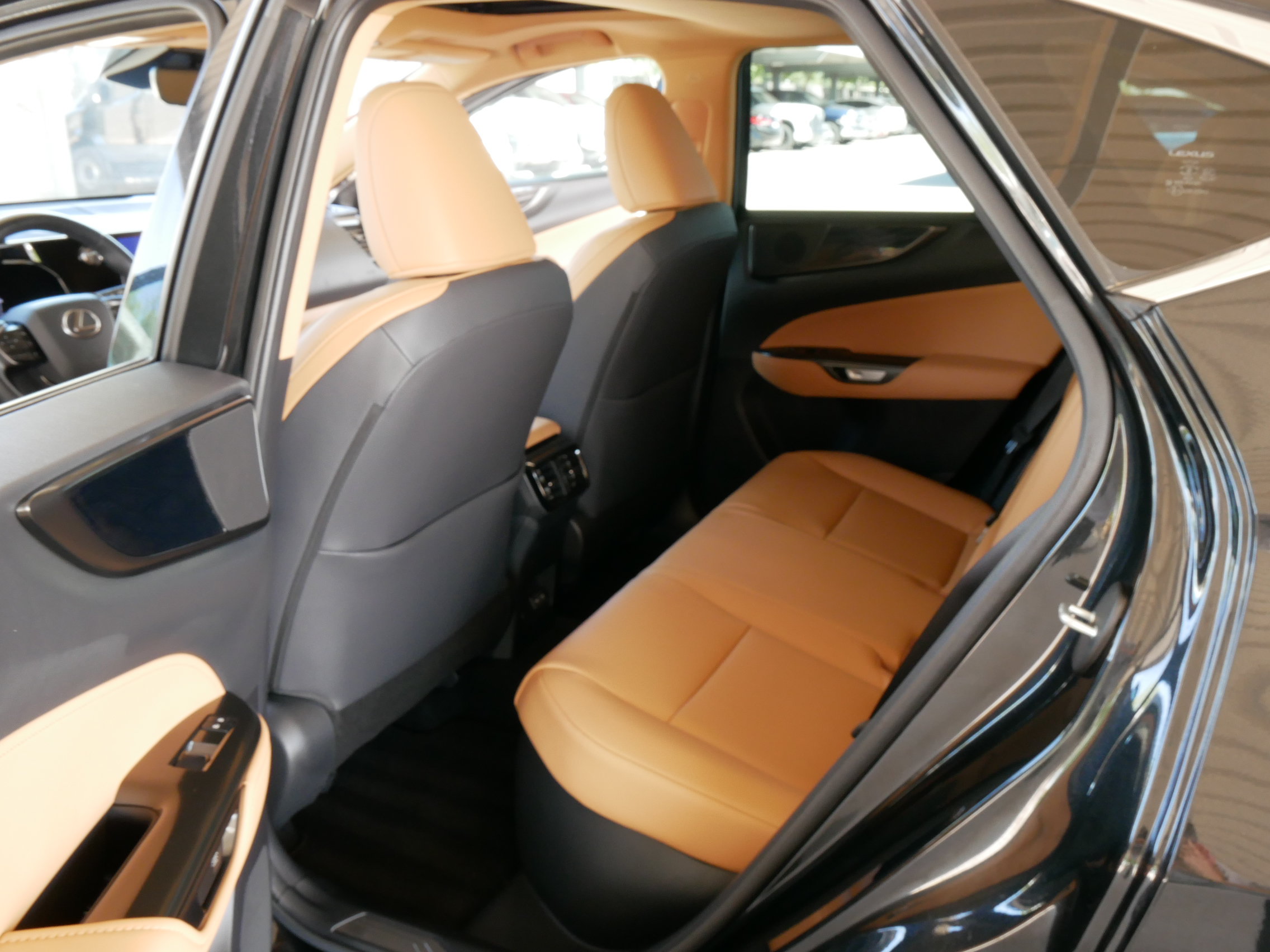 Used 2026 Lexus NX 350h AWD w/ Accessory Package (Z1) image 22