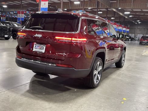 Certified 2024 Jeep Grand Cherokee L Limited AWD/4WD image 5
