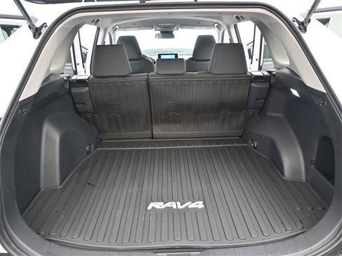 Used 2025 Toyota RAV4 LE image 13