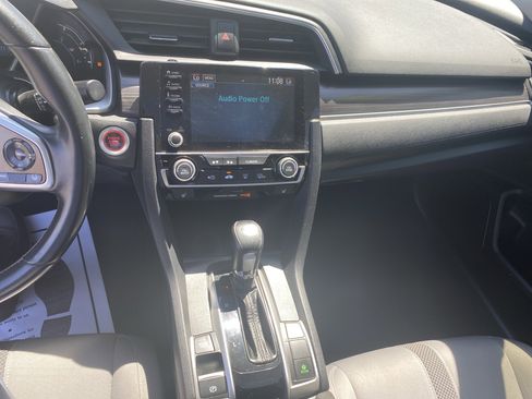 Used 2019 Honda Civic EX image 17