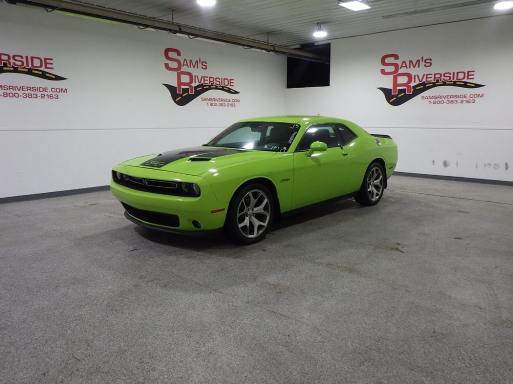 Used 2015 Dodge Challenger R/T Plus RWD image 1
