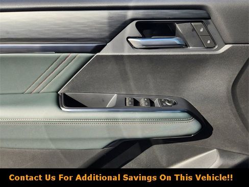 New 2026 GMC Acadia AT4 w/ Luxury Package image 17