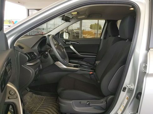 Used 2025 Mitsubishi Eclipse Cross LE AWD/4WD image 11