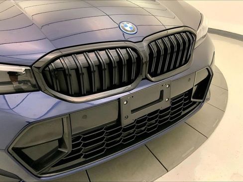 Certified 2023 BMW 330e xDrive w/ M Sport Package AWD/4WD image 29