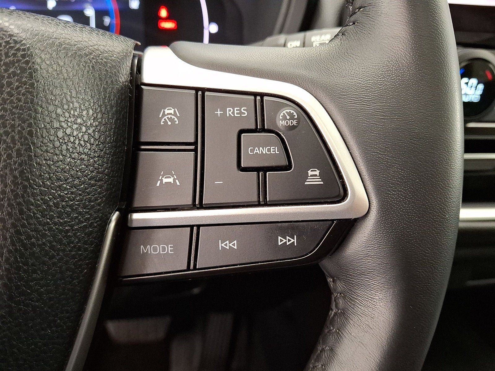 Certified 2024 Toyota Grand Highlander AWD image 10