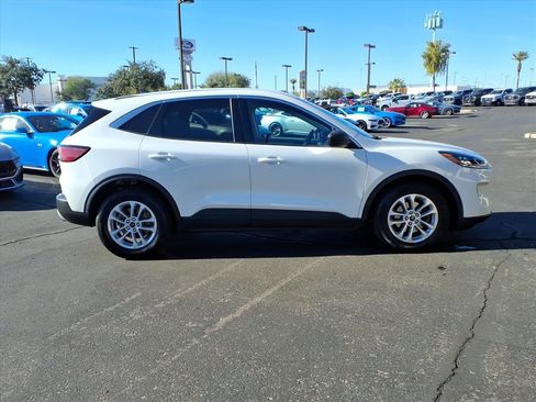 Certified 2022 Ford Escape SE image 7