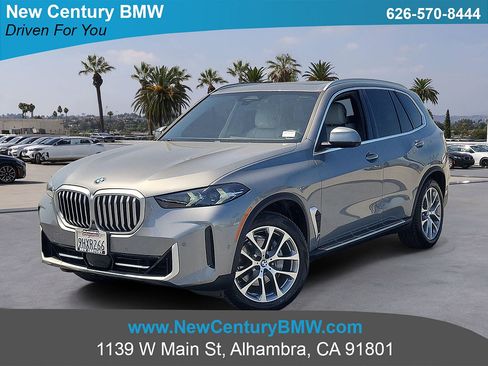 Used 2024 BMW X5 sDrive40i w/ Parking Assistance Package RWD image 1