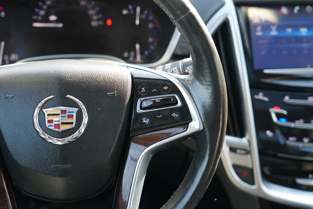 Used 2015 Cadillac SRX Luxury FWD image 18
