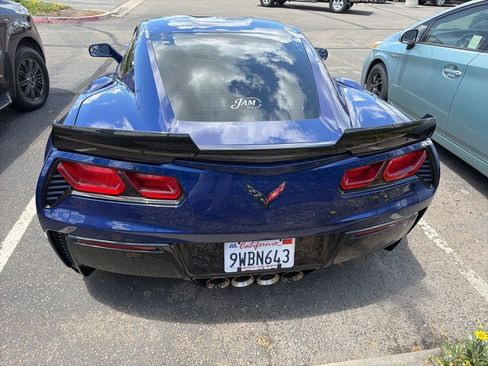 Used 2017 Chevrolet Corvette Grand Sport RWD image 3