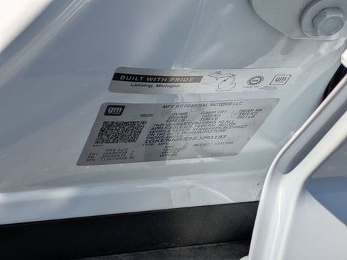 Certified 2025 GMC Acadia Elevation AWD/4WD image 35