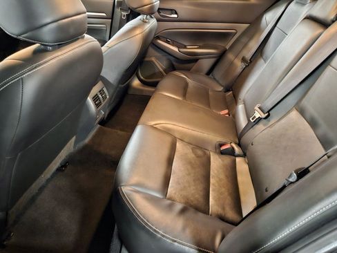 Used 2023 Nissan Altima 2.5 SL FWD image 18