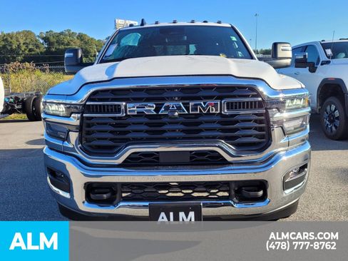 Used 2025 RAM 3500 Tradesman AWD/4WD image 15