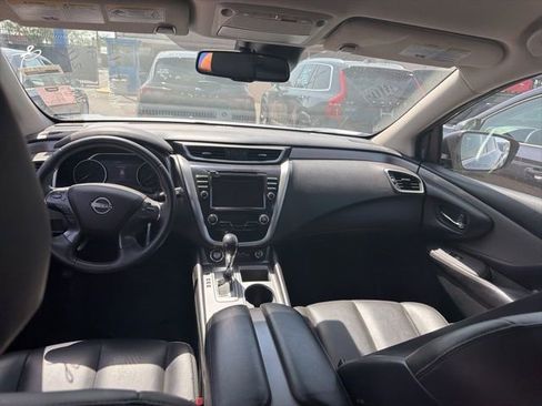 Used 2023 Nissan Murano SV image 17
