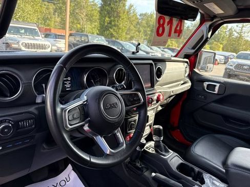 Used 2022 Jeep Wrangler Unlimited Rubicon 4xe AWD/4WD image 17
