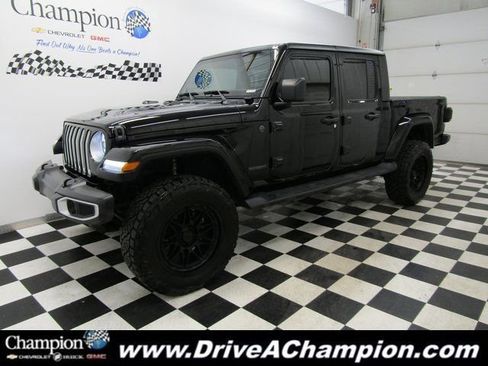 Used 2021 Jeep Gladiator Overland w/ Popular Equipment Package image 9