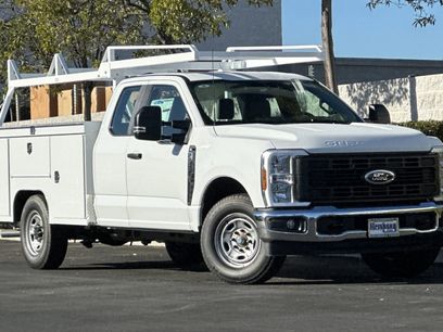New 2026 Ford F250 XL w/ XL Chrome Package