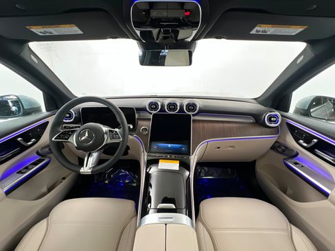 New 2026 Mercedes-Benz GLC 300 4MATIC image 9