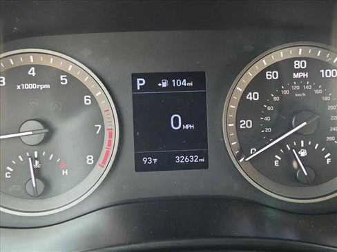 Used 2020 Hyundai Tucson Value FWD image 11