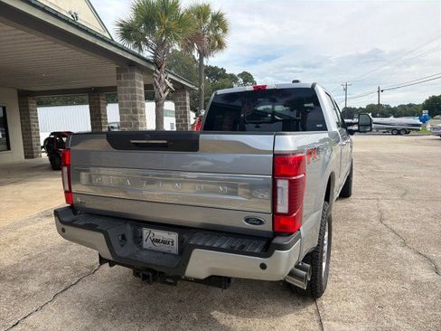 Used 2020 Ford F250 Platinum w/ FX4 Off-Road Package AWD/4WD image 4