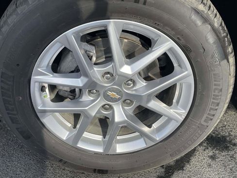 Used 2023 Chevrolet Equinox LT image 9