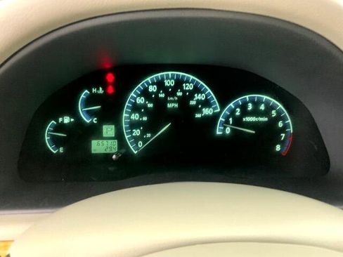 Used 2004 INFINITI Q45 Luxury image 25