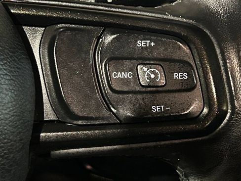 Used 2019 Jeep Wrangler Sport AWD/4WD image 57