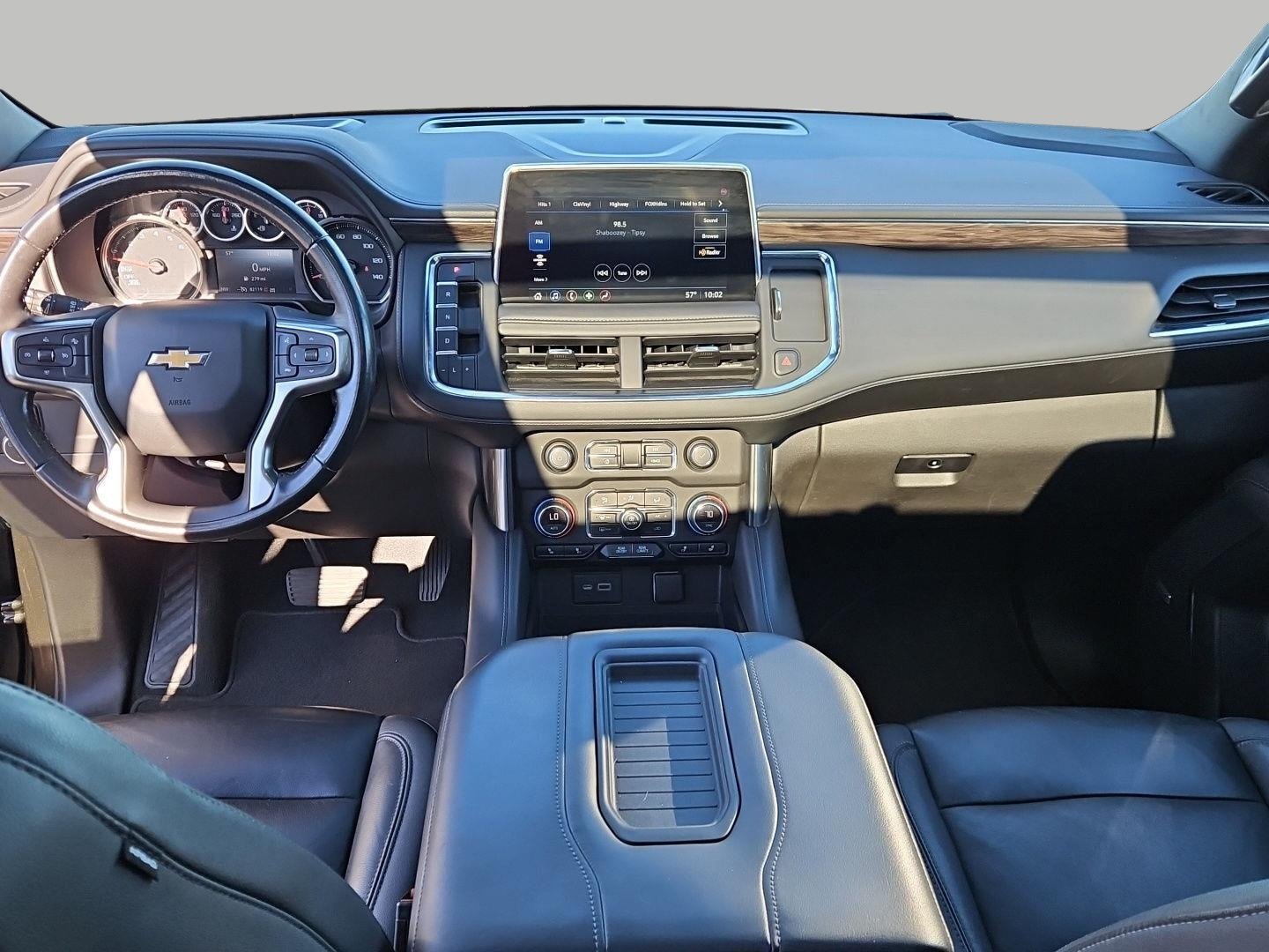 Used 2021 Chevrolet Suburban LT AWD/4WD image 17