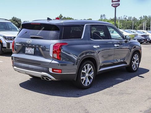 Used 2021 Hyundai Palisade SEL w/ Premium Package AWD/4WD image 5