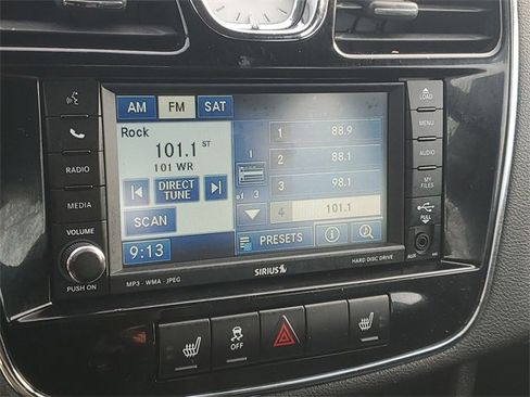 Used 2012 Chrysler 200 Limited image 23