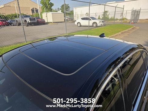 Used 2020 BMW 740i xDrive w/ Cold Weather Package AWD/4WD image 6