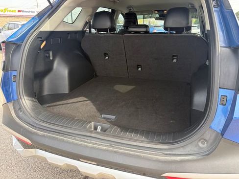 Used 2023 Kia Sportage EX image 16