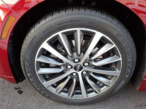 Used 2017 Lincoln MKZ Select w/ Select Plus Package image 8