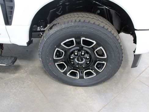 New 2026 Ford F250 Platinum image 62