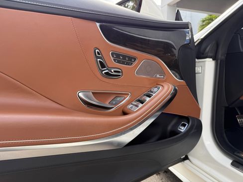 Used 2017 Mercedes-Benz S 550 Cabriolet image 24