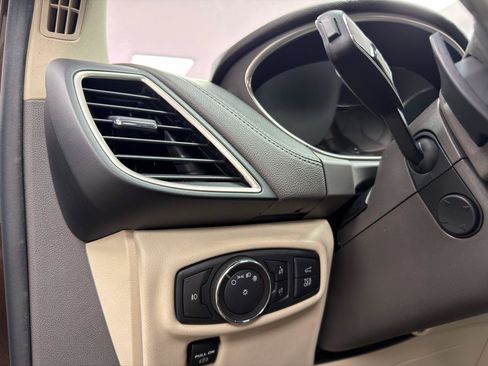 Used 2019 Lincoln Nautilus Reserve AWD/4WD image 16