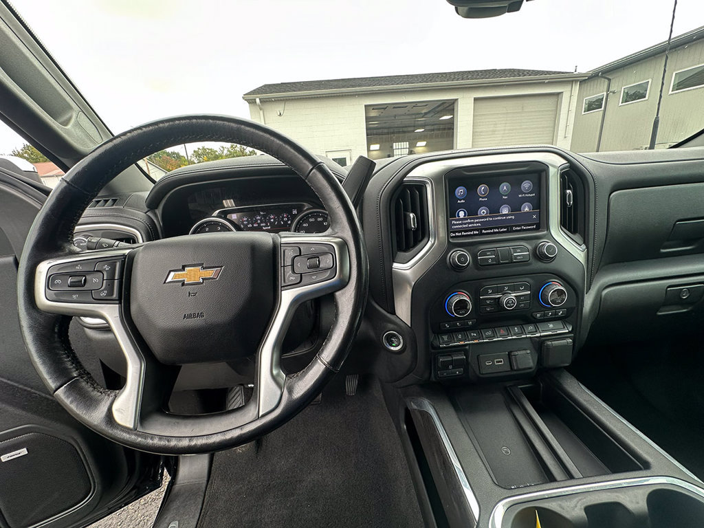 Used 2020 Chevrolet Silverado 2500 LTZ w/ LTZ Premium Package AWD/4WD image 39