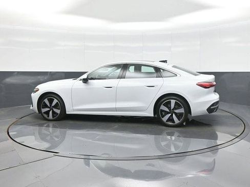 Used 2025 Audi A5 2.0T Premium Plus w/ Premium Plus AWD/4WD image 8