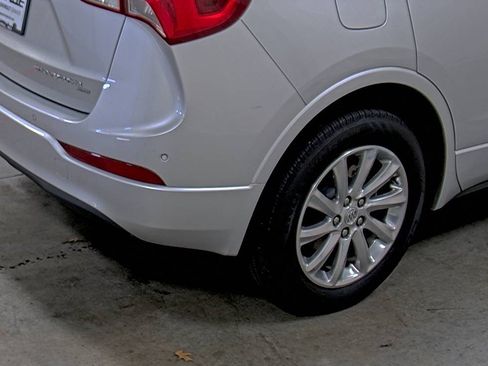 Used 2019 Buick Envision Essence image 12