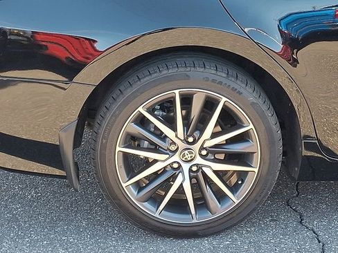 Used 2022 Toyota Camry XLE image 27