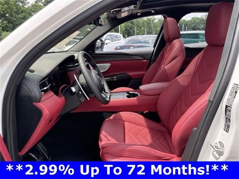 New 2025 Maserati Grecale Modena image 12