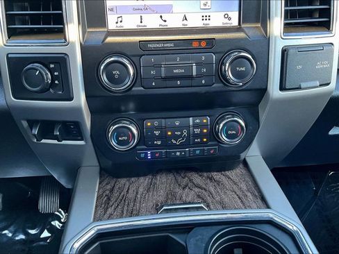 Used 2019 Ford F450 Lariat w/ Lariat Ultimate Package image 15