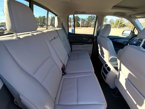 Used 2023 Honda Ridgeline RTL-E image 31