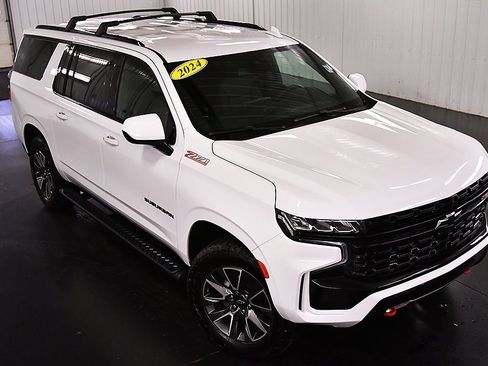 Used 2024 Chevrolet Suburban Z71 w/ Max Trailering Package image 12