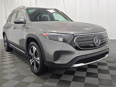 Used 2022 Mercedes-Benz EQB 350 4MATIC image 8