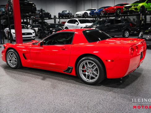 Used 2002 Chevrolet Corvette Z06 w/ Memory Pkg image 3