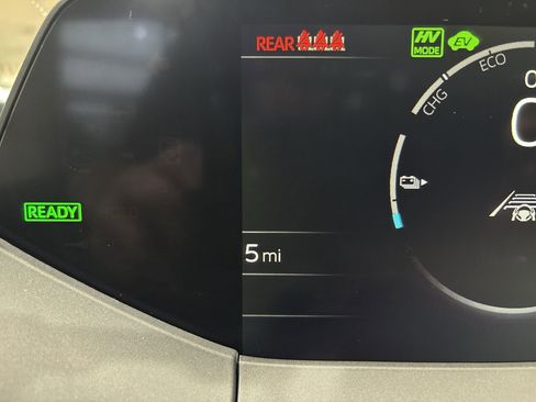 New 2026 Toyota Prius Plug-In Hybrid image 15