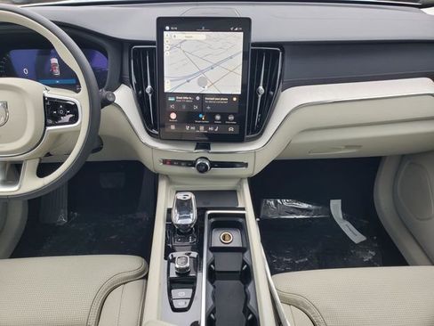 New 2026 Volvo XC60 T8 Ultra w/ Climate Package AWD/4WD image 31