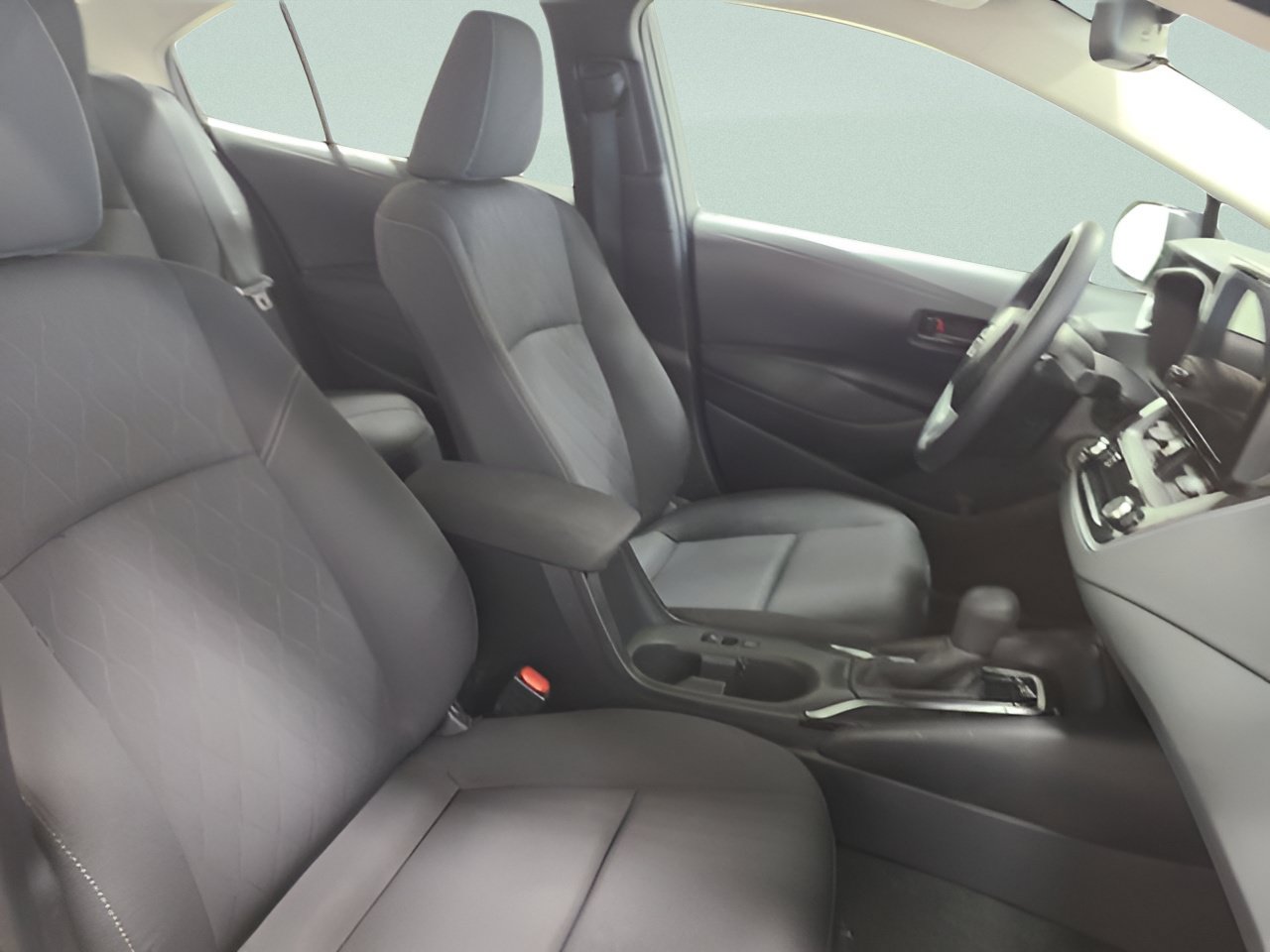 Used 2024 Toyota Corolla LE FWD image 12