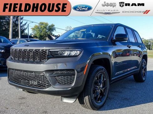 New 2025 Jeep Grand Cherokee Altitude image 1