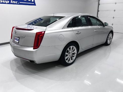 Used 2013 Cadillac XTS Premium image 10
